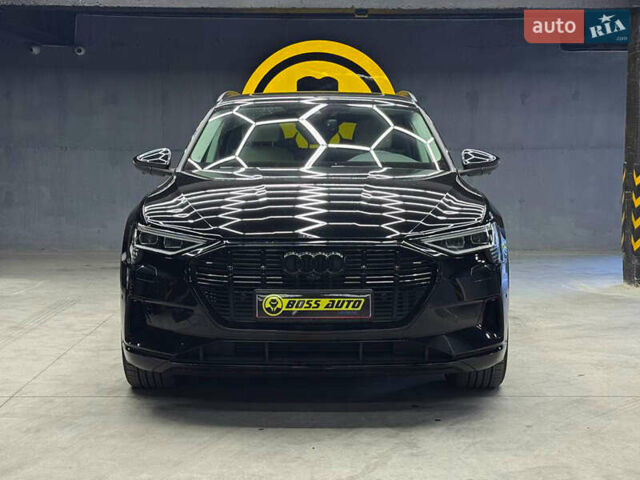 Черный Ауди E-Tron, объемом двигателя 0 л и пробегом 62 тыс. км за 36500 $, фото 1 на Automoto.ua