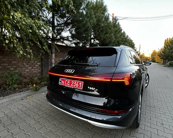 Черный Ауди E-Tron, объемом двигателя 0 л и пробегом 39 тыс. км за 36900 $, фото 9 на Automoto.ua