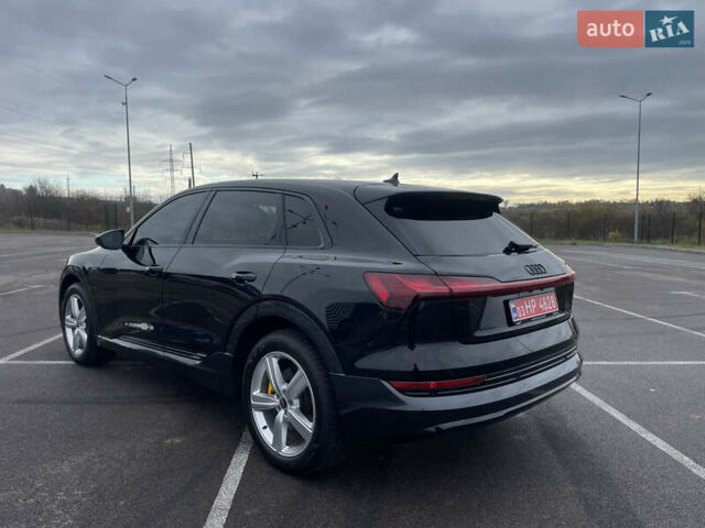 Чорний Ауді E-Tron, об'ємом двигуна 0 л та пробігом 22 тис. км за 33999 $, фото 6 на Automoto.ua