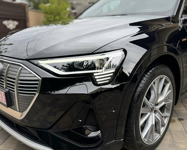Чорний Ауді E-Tron, об'ємом двигуна 0 л та пробігом 34 тис. км за 39500 $, фото 74 на Automoto.ua