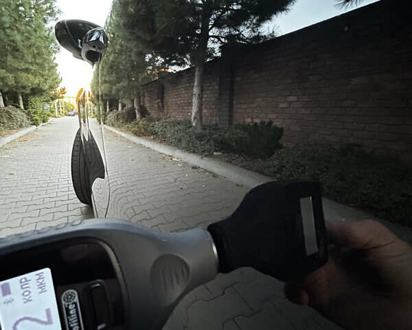 Черный Ауди E-Tron, объемом двигателя 0 л и пробегом 39 тыс. км за 36900 $, фото 39 на Automoto.ua