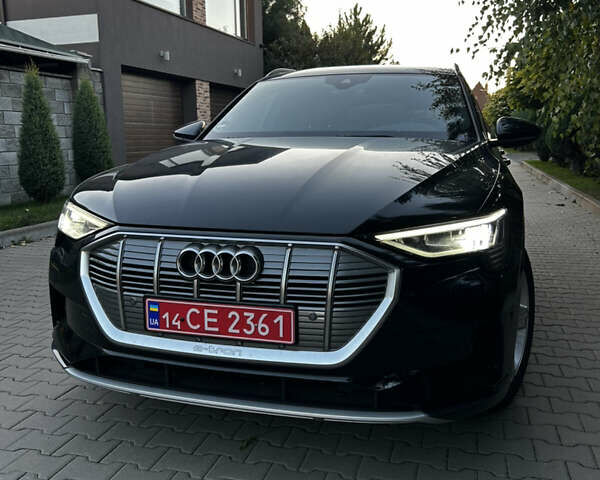 Черный Ауди E-Tron, объемом двигателя 0 л и пробегом 39 тыс. км за 36900 $, фото 1 на Automoto.ua