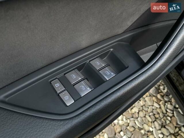 Черный Ауди E-Tron, объемом двигателя 0 л и пробегом 60 тыс. км за 48500 $, фото 58 на Automoto.ua