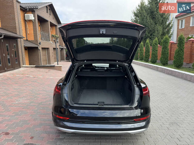 Черный Ауди E-Tron, объемом двигателя 0 л и пробегом 42 тыс. км за 38500 $, фото 20 на Automoto.ua