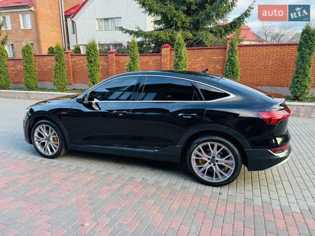 Чорний Ауді E-Tron, об'ємом двигуна 0 л та пробігом 27 тис. км за 38700 $, фото 12 на Automoto.ua