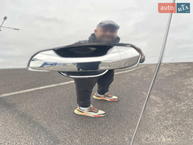 Чорний Ауді E-Tron, об'ємом двигуна 0 л та пробігом 22 тис. км за 33999 $, фото 20 на Automoto.ua