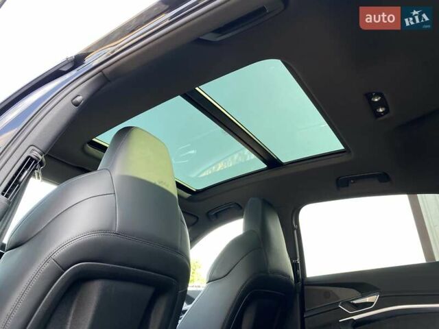 Черный Ауди E-Tron, объемом двигателя 0 л и пробегом 63 тыс. км за 49500 $, фото 60 на Automoto.ua