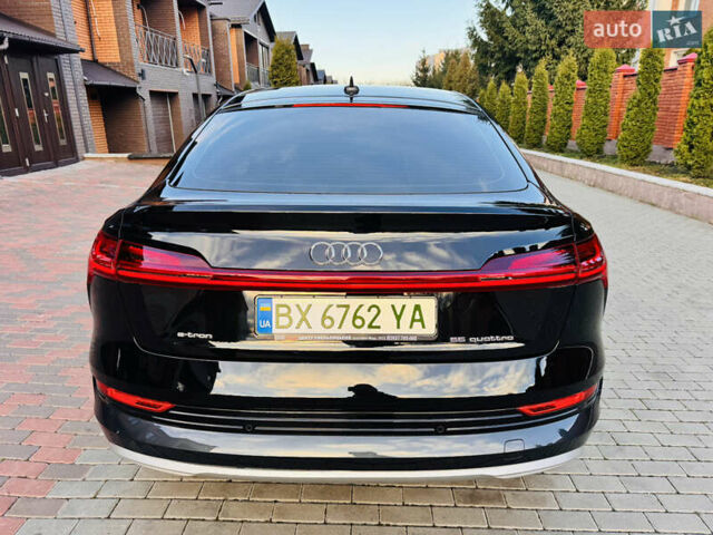 Чорний Ауді E-Tron, об'ємом двигуна 0 л та пробігом 27 тис. км за 38700 $, фото 10 на Automoto.ua