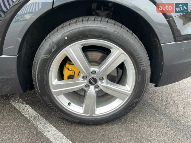 Чорний Ауді E-Tron, об'ємом двигуна 0 л та пробігом 22 тис. км за 33999 $, фото 21 на Automoto.ua