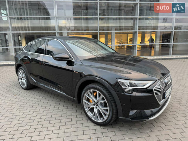 Чорний Ауді E-Tron, об'ємом двигуна 0 л та пробігом 35 тис. км за 37900 $, фото 36 на Automoto.ua