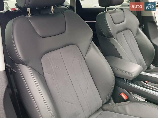 Черный Ауди E-Tron, объемом двигателя 0 л и пробегом 120 тыс. км за 35950 $, фото 49 на Automoto.ua