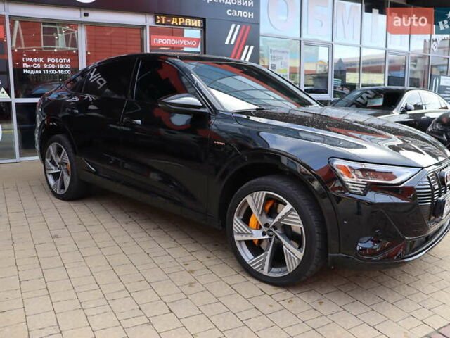 Черный Ауди E-Tron, объемом двигателя 0 л и пробегом 50 тыс. км за 39900 $, фото 7 на Automoto.ua