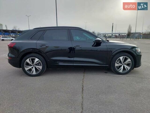 Черный Ауди E-Tron, объемом двигателя 0 л и пробегом 47 тыс. км за 48000 $, фото 5 на Automoto.ua