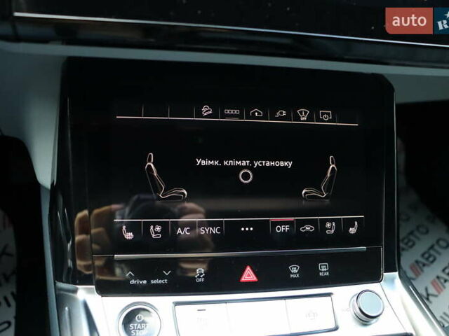 Черный Ауди E-Tron, объемом двигателя 0 л и пробегом 50 тыс. км за 39900 $, фото 30 на Automoto.ua