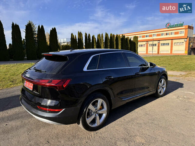 Чорний Ауді E-Tron, об'ємом двигуна 0 л та пробігом 70 тис. км за 36900 $, фото 12 на Automoto.ua