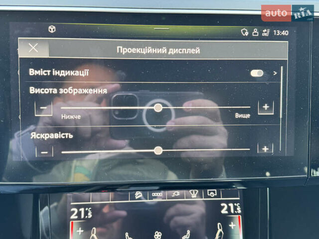 Чорний Ауді E-Tron, об'ємом двигуна 0 л та пробігом 70 тис. км за 36900 $, фото 50 на Automoto.ua