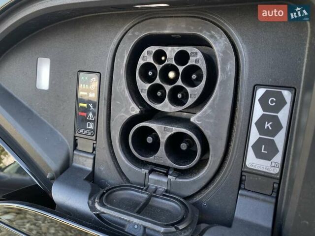 Черный Ауди E-Tron, объемом двигателя 0 л и пробегом 63 тыс. км за 49500 $, фото 50 на Automoto.ua