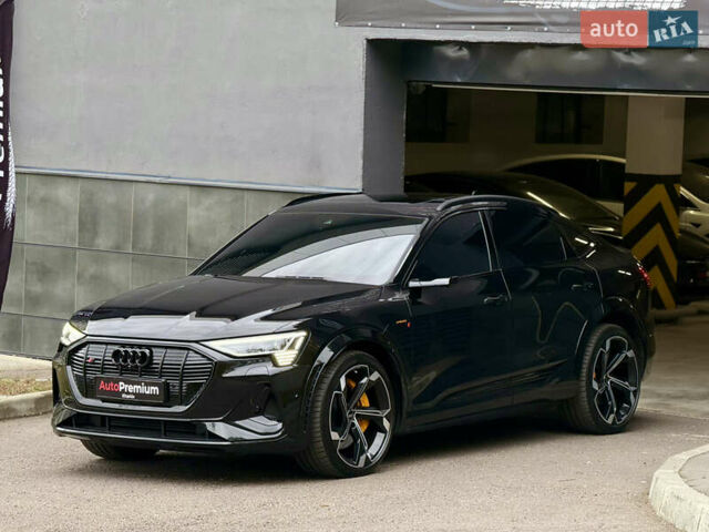 Черный Ауди E-Tron, объемом двигателя 0 л и пробегом 24 тыс. км за 69000 $, фото 3 на Automoto.ua