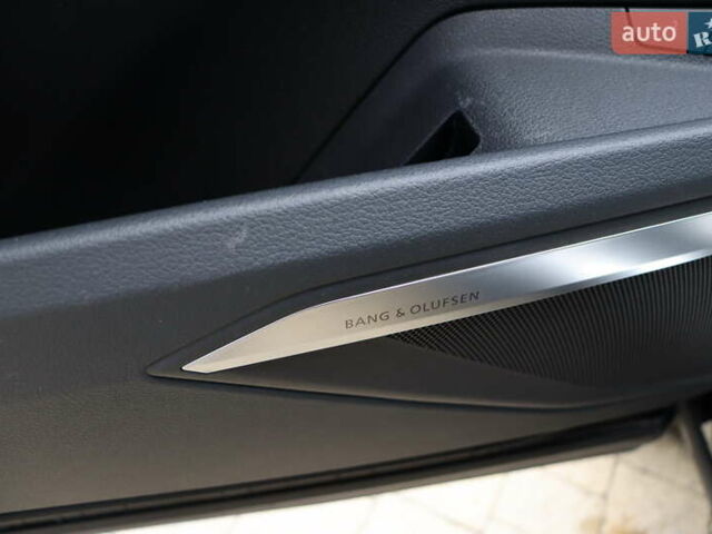 Черный Ауди E-Tron, объемом двигателя 0 л и пробегом 50 тыс. км за 39900 $, фото 18 на Automoto.ua