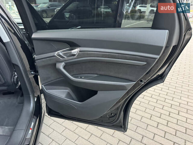 Чорний Ауді E-Tron, об'ємом двигуна 0 л та пробігом 35 тис. км за 37900 $, фото 48 на Automoto.ua
