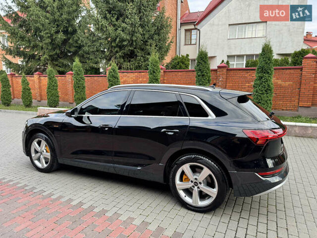 Черный Ауди E-Tron, объемом двигателя 0 л и пробегом 22 тыс. км за 37700 $, фото 13 на Automoto.ua