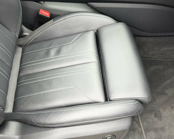 Чорний Ауді E-Tron, об'ємом двигуна 0 л та пробігом 34 тис. км за 39500 $, фото 71 на Automoto.ua