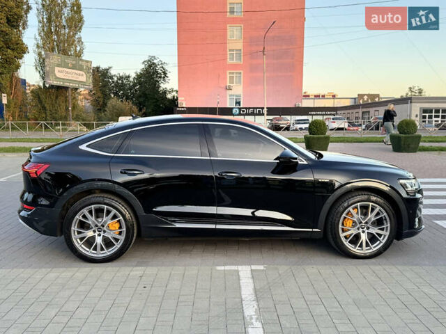 Чорний Ауді E-Tron, об'ємом двигуна 0 л та пробігом 35 тис. км за 38200 $, фото 10 на Automoto.ua