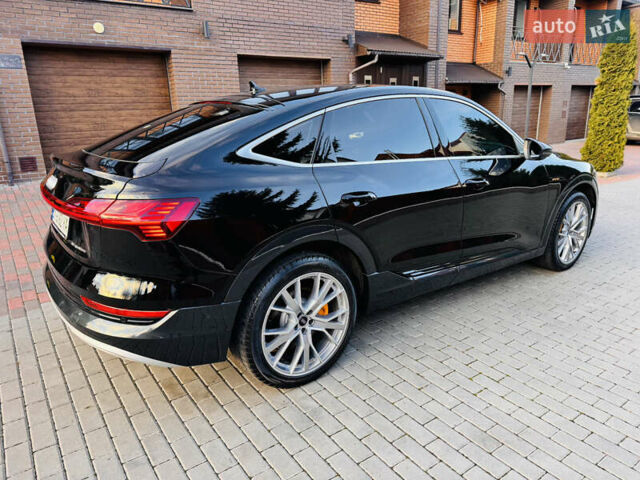 Чорний Ауді E-Tron, об'ємом двигуна 0 л та пробігом 27 тис. км за 38700 $, фото 8 на Automoto.ua