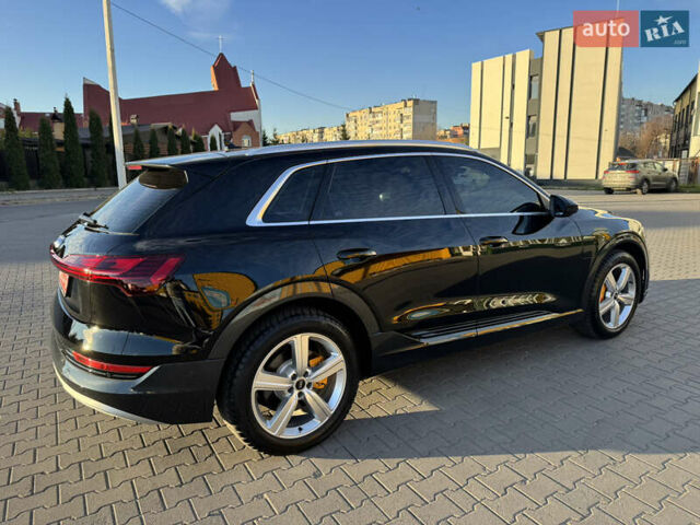 Черный Ауди E-Tron, объемом двигателя 0 л и пробегом 38 тыс. км за 37300 $, фото 9 на Automoto.ua