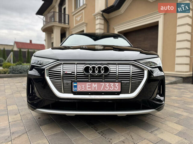 Чорний Ауді E-Tron, об'ємом двигуна 0 л та пробігом 34 тис. км за 39500 $, фото 5 на Automoto.ua