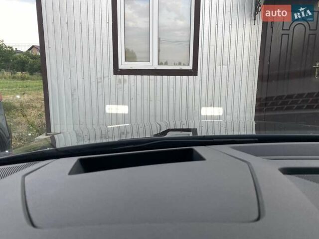 Черный Ауди E-Tron, объемом двигателя 0 л и пробегом 63 тыс. км за 49500 $, фото 23 на Automoto.ua