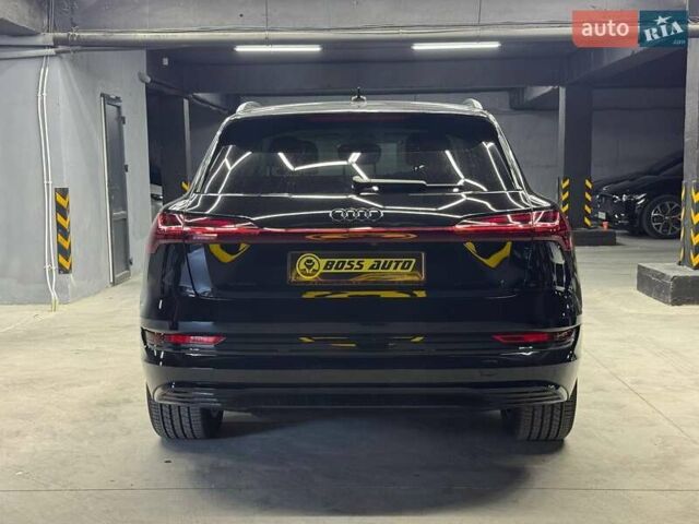 Черный Ауди E-Tron, объемом двигателя 0 л и пробегом 62 тыс. км за 36500 $, фото 4 на Automoto.ua