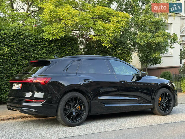 Черный Ауди E-Tron, объемом двигателя 0 л и пробегом 76 тыс. км за 40999 $, фото 26 на Automoto.ua