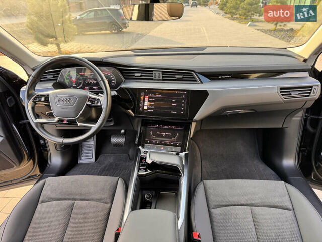 Ауди E-Tron 2023 в Хмельницком на Automoto.ua Черный Ауди E-Tron, объемом двигателя 0 л и пробегом 38 тыс. км за 37900 $, фото 33 на Automoto.ua