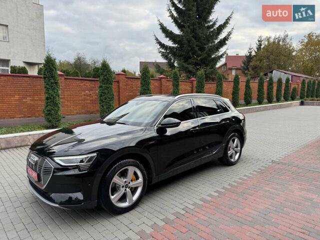 Черный Ауди E-Tron, объемом двигателя 0 л и пробегом 22 тыс. км за 37700 $, фото 1 на Automoto.ua
