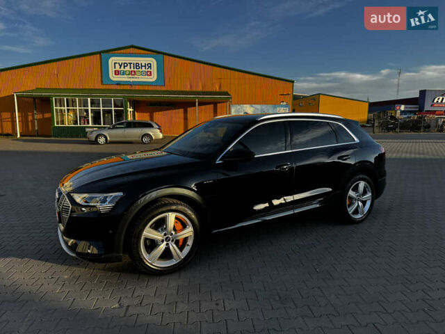 Черный Ауди E-Tron, объемом двигателя 0 л и пробегом 38 тыс. км за 37300 $, фото 21 на Automoto.ua
