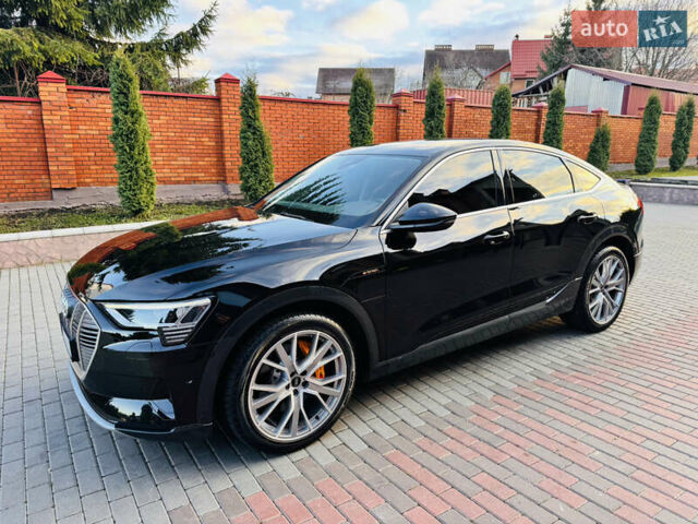 Чорний Ауді E-Tron, об'ємом двигуна 0 л та пробігом 27 тис. км за 38700 $, фото 1 на Automoto.ua