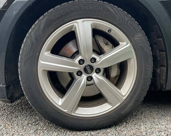 Чорний Ауді E-Tron, об'ємом двигуна 0 л та пробігом 35 тис. км за 37900 $, фото 14 на Automoto.ua