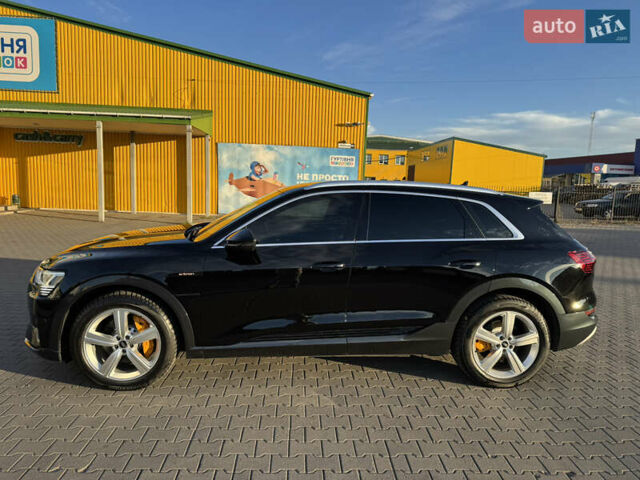 Черный Ауди E-Tron, объемом двигателя 0 л и пробегом 38 тыс. км за 37300 $, фото 4 на Automoto.ua