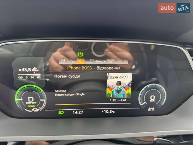 Чорний Ауді E-Tron, об'ємом двигуна 0 л та пробігом 35 тис. км за 37300 $, фото 26 на Automoto.ua