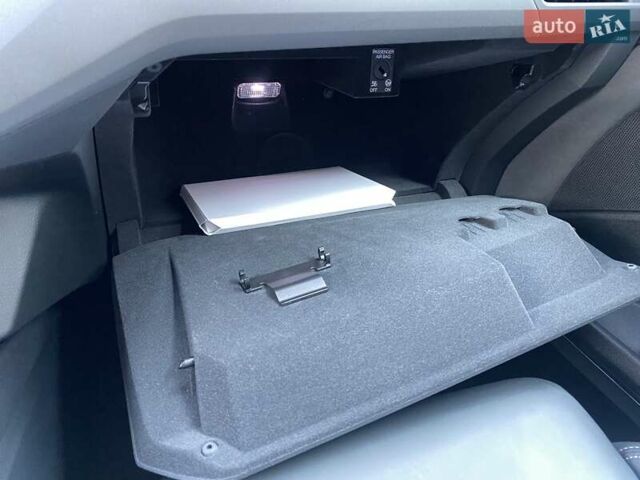 Черный Ауди E-Tron, объемом двигателя 0 л и пробегом 63 тыс. км за 49500 $, фото 76 на Automoto.ua