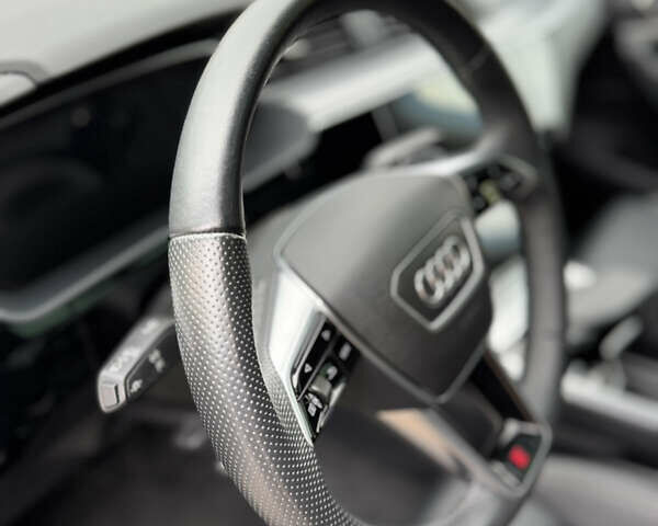 Чорний Ауді E-Tron, об'ємом двигуна 0 л та пробігом 34 тис. км за 39500 $, фото 44 на Automoto.ua