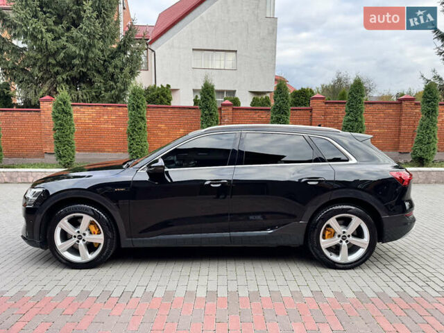 Черный Ауди E-Tron, объемом двигателя 0 л и пробегом 22 тыс. км за 37700 $, фото 12 на Automoto.ua