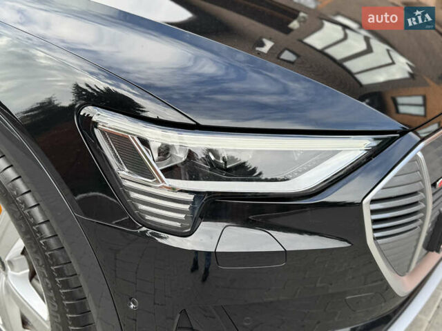 Черный Ауди E-Tron, объемом двигателя 0 л и пробегом 42 тыс. км за 38500 $, фото 5 на Automoto.ua