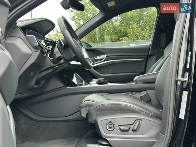 Чорний Ауді E-Tron, об'ємом двигуна 0 л та пробігом 32 тис. км за 44769 $, фото 28 на Automoto.ua