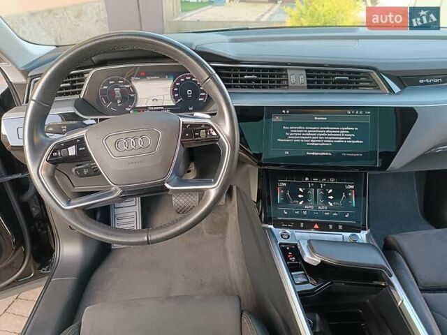 Черный Ауди E-Tron, объемом двигателя 0 л и пробегом 120 тыс. км за 35950 $, фото 33 на Automoto.ua