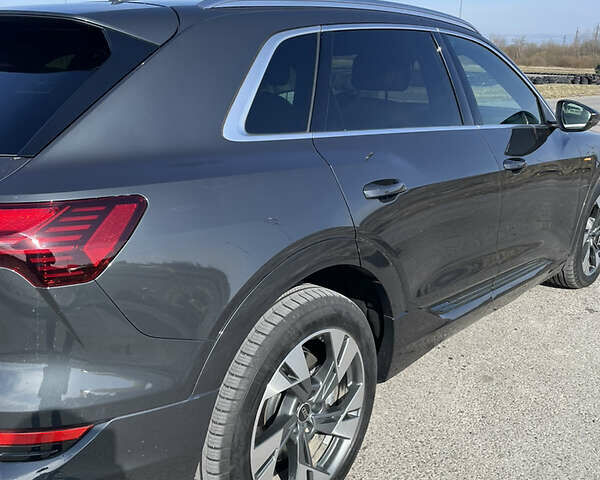 Ауді E-Tron 2020 у Львові на Automoto.ua Коричневий Ауді E-Tron, об'ємом двигуна 0 л та пробігом 12 тис. км за 68000 $, фото 9 на Automoto.ua