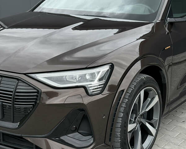 Коричневый Ауди E-Tron, объемом двигателя 0 л и пробегом 73 тыс. км за 45000 $, фото 21 на Automoto.ua