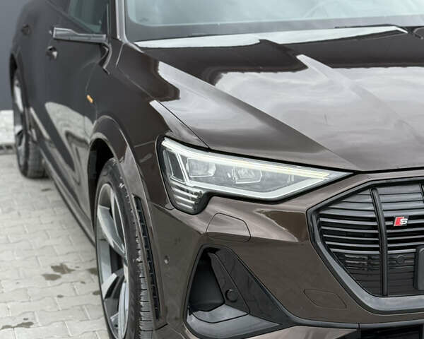 Коричневый Ауди E-Tron, объемом двигателя 0 л и пробегом 73 тыс. км за 45000 $, фото 20 на Automoto.ua