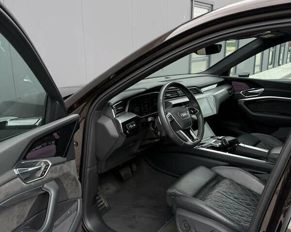 Коричневый Ауди E-Tron, объемом двигателя 0 л и пробегом 73 тыс. км за 45000 $, фото 49 на Automoto.ua